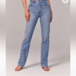 Abercrombie ultra high rise 90s straight jeans, light with vent hem. Worn once